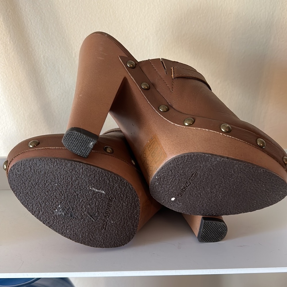 CALL IT SPRING brown studded clogs size 6.5 - Picture 9 of 12